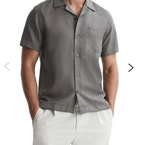 Short sleeve shirt